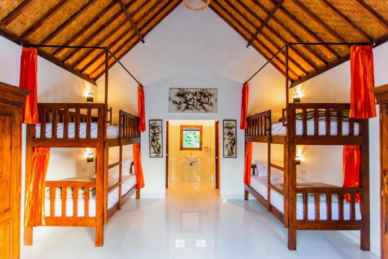 Camar Cottage & Hostel Toyapakeh Ngoại thất bức ảnh