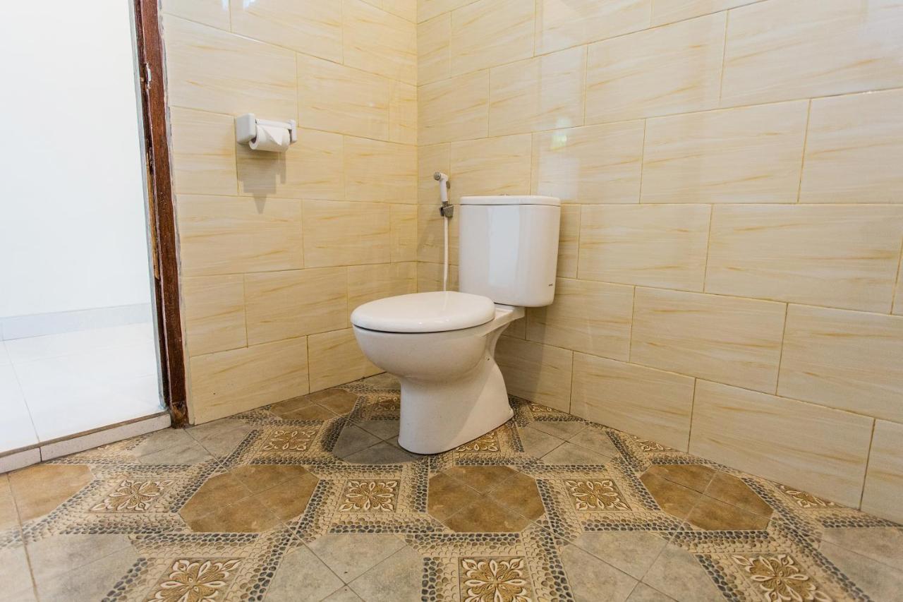 Camar Cottage & Hostel Toyapakeh Ngoại thất bức ảnh
